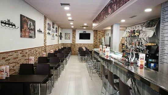 Cafe Bar El Filo de la Navaja